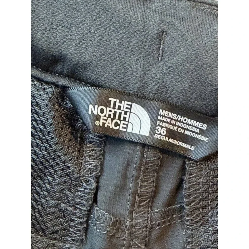 The North Face Mens Dark Gray Nylon Hiking Active Shorts Pockets Size 36